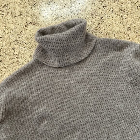 Reformation Luisa Cashmere Cropped Turtleneck Ribbed Sweater Small - Picture 2 of 6